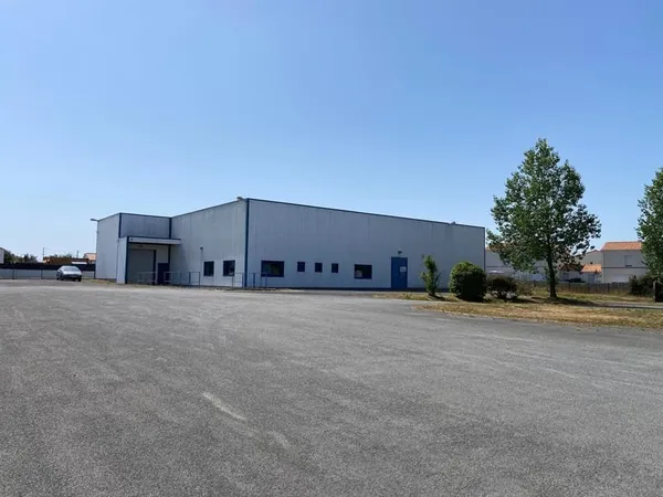 Bureaux 4 pièces 880 m²