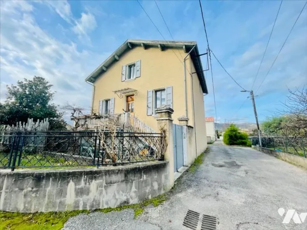 Maison 8 pièces 139 m²