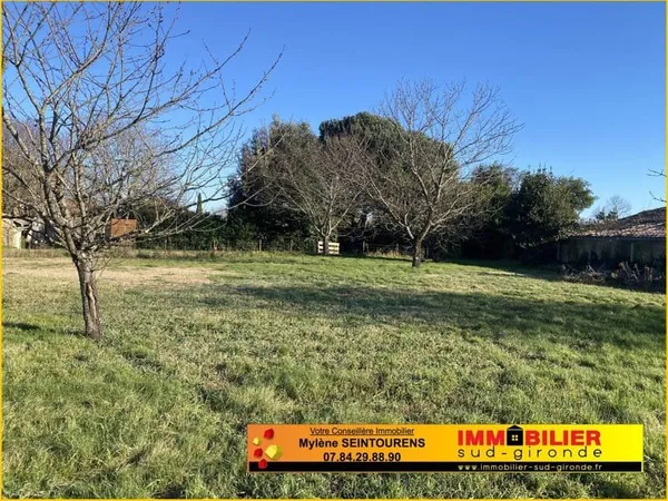 Terrain 600 m²
