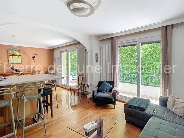 Appartement 6 pièces 153 m²
