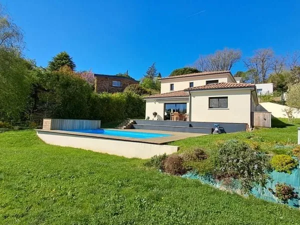 Maison Castanet-Tolosan 5 pièce(s) 179.38 m2