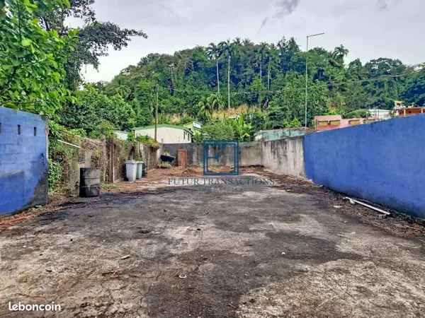 Terrain 200 m² Les Abymes