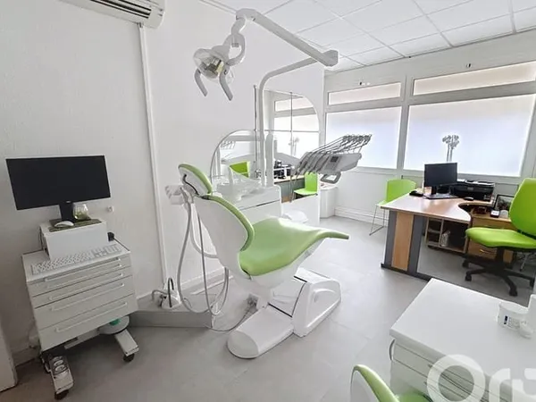 Local d'activité 62 m²