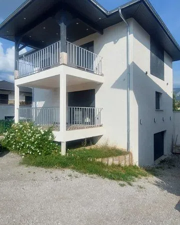 🏡 Maison individuelle 140 m² - 5 chambres - Terrasse - Garage - Proche Genève