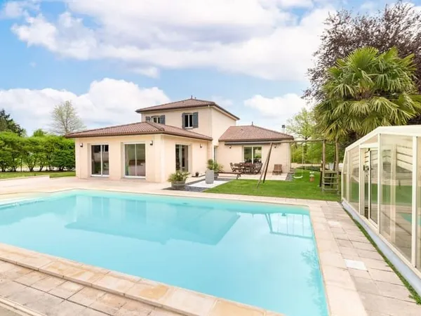Maison 7 pièces 165 m²