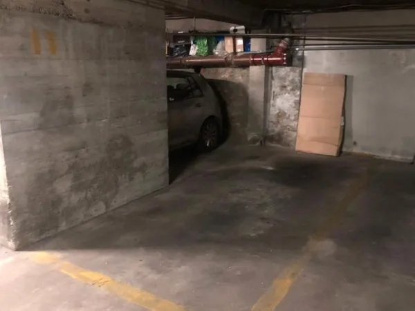 Location garage, parking Paris 17E (75017) 140