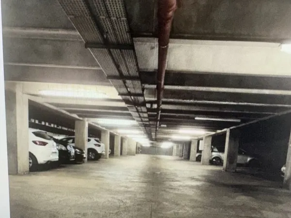 Parking Mont Pilat sécurisé - Centre deux