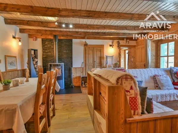 Maison au coeur du village de Petit-Bornand