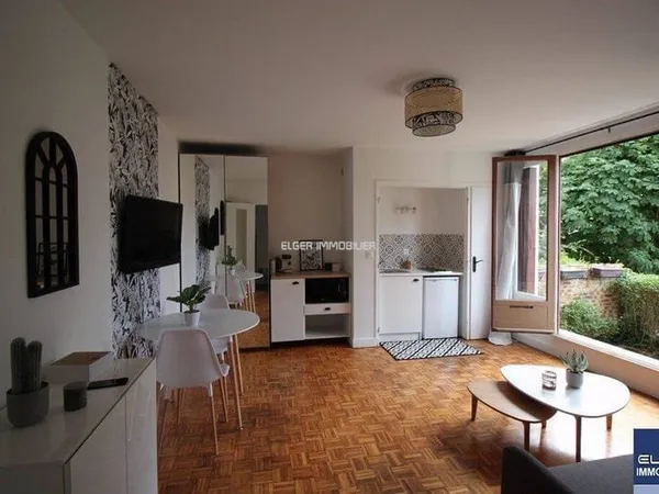 Studio 1 pièce 25 m²