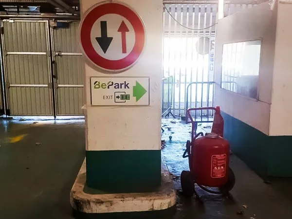 Parking 12 m²