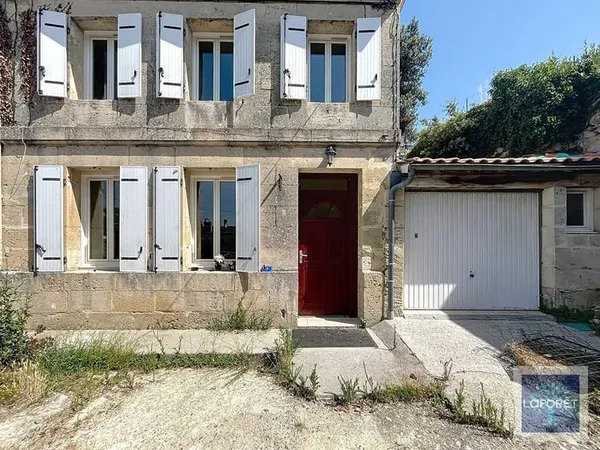 Maison 3 chambres, garage et jardin