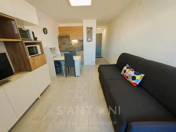 Studio 1 pièce 19 m²