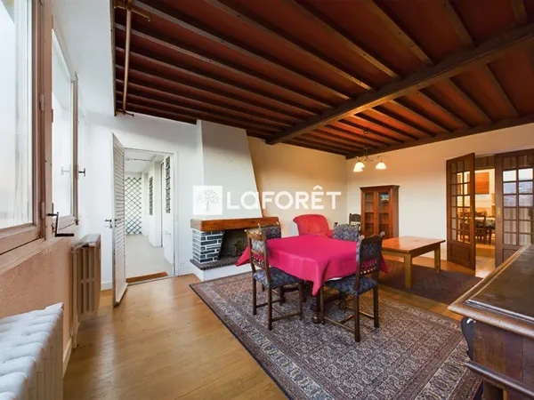 Appartement 5 pièces 104 m²