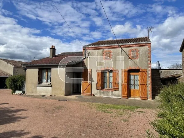 Réf 6146 Ensemble Immobilier : 1/ Maison d'habitation ; e