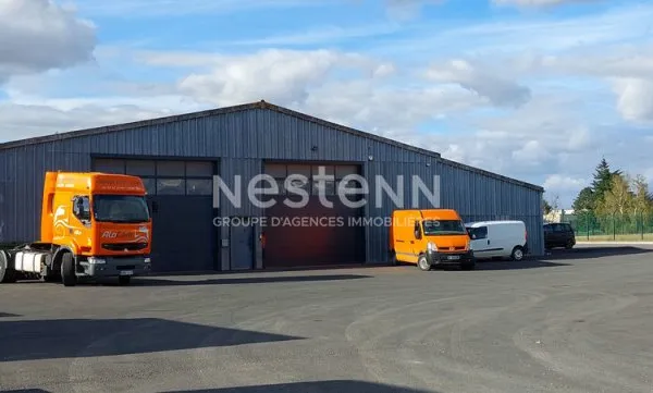 Local d'activité avec terrain constructible. Zone industrielle de Mer