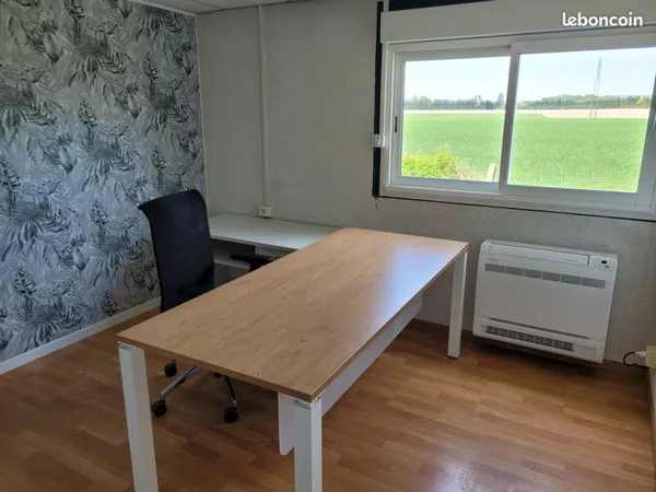 Bureaux en location 20m² en zone d'activités