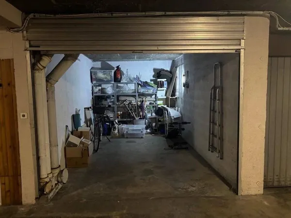 Parking 15 m²