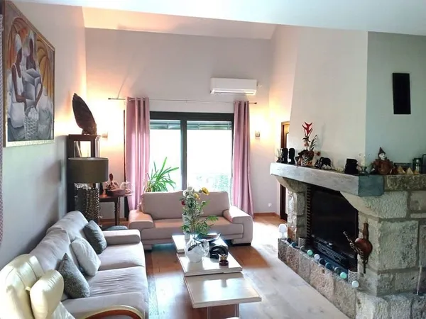 Maison 5 pièces 130 m²