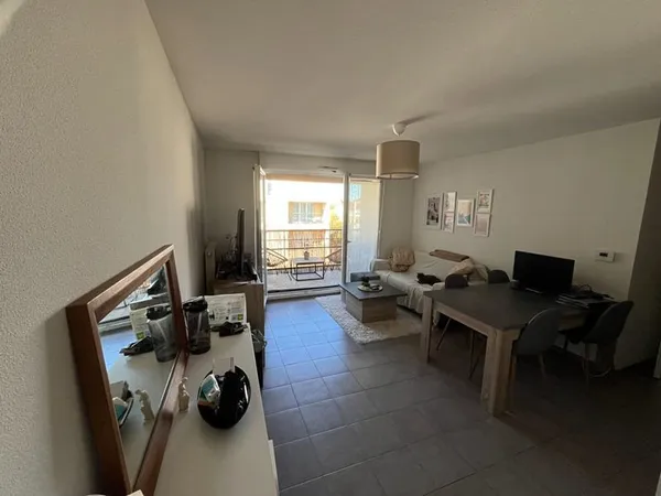 Belle vue au Calme en 2ème Etage