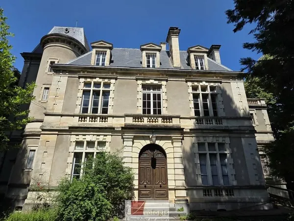Bien d’exception Vente Le Vigan 50p 2000m² 1000000€