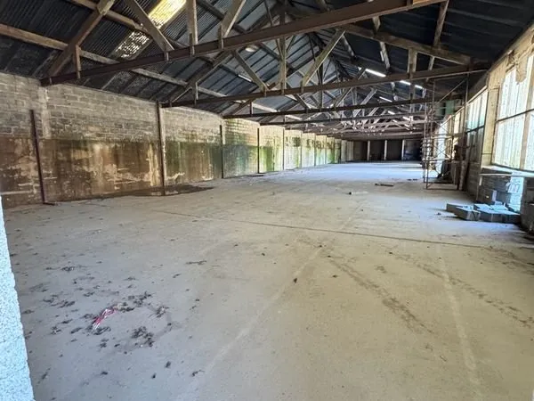 Hangar à louer