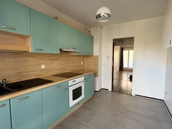 Appartement en Rez-de-chaussée surélevé