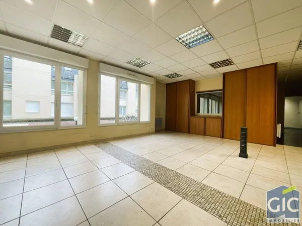 Appartement 7 pièces 212 m²