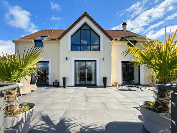 Maison 7 pièces 148 m²