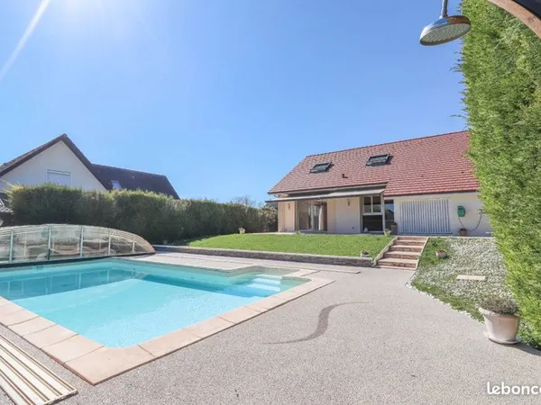 Maison 6 pièces 141 m²