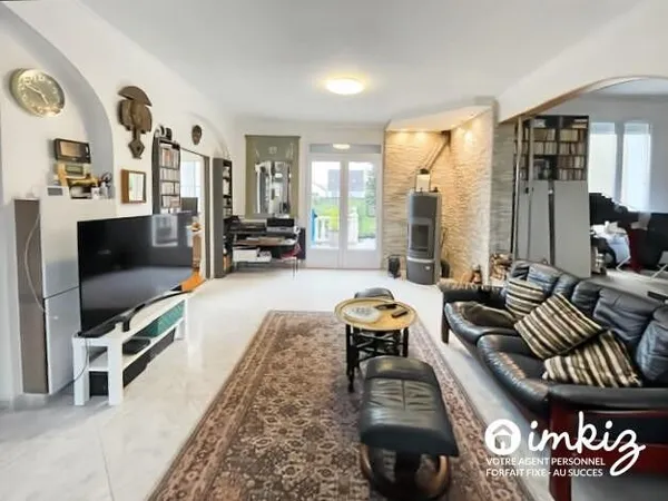 Maison 7 pièces + terrasse 32 m²