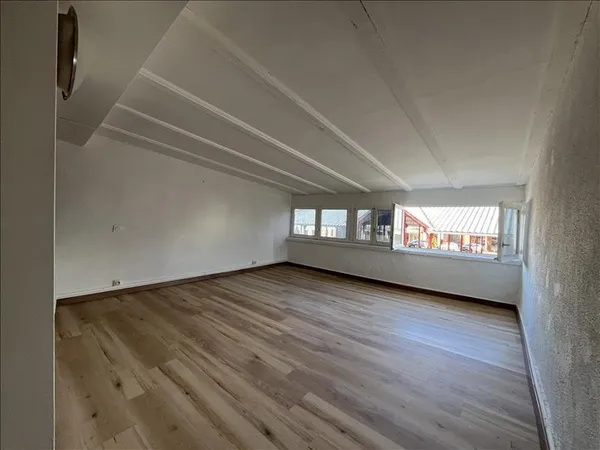 Maison de bourg de 4 pièces principales