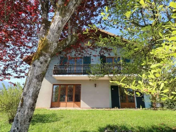 Maison 7 pièces 176 m²