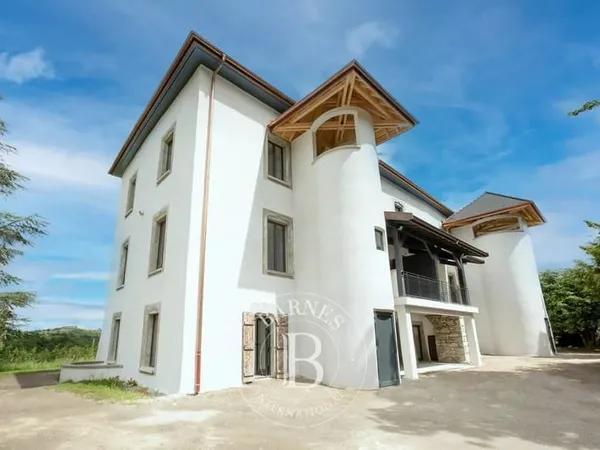 Draillant - Appartement de 130 m² dans un château historique du XIVème siècle - 3 chambres
