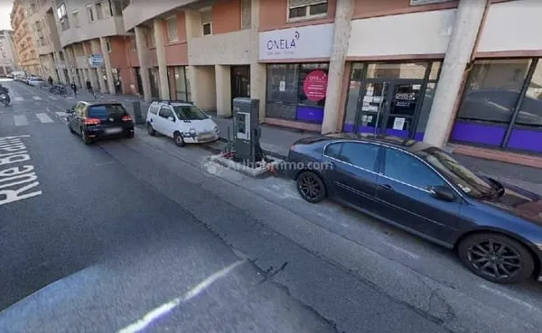 A vendre très beau bureau de 60 m²-VILLEURBANNE GRATTE CIEL