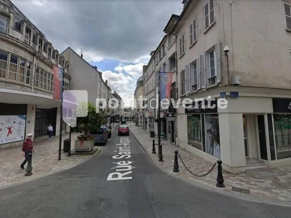 Local commercial 90 m²