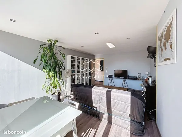 Appartement 3 pièces 82 m²