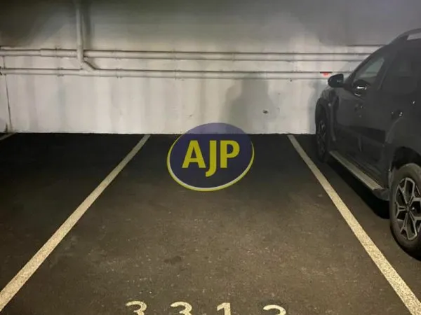 Parking / box Bordeaux