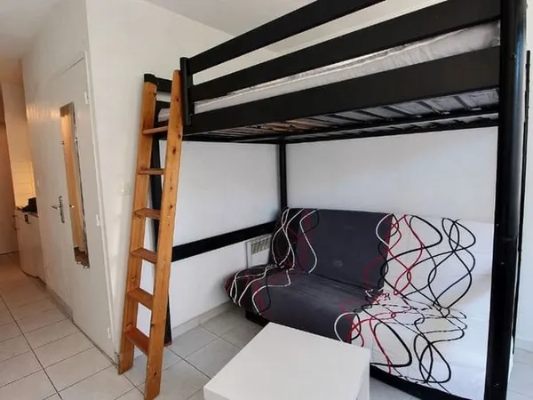Studio 1 pièce 18 m²