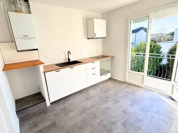 Agréable T4 rénové Lardenne - 100 m² - Balcon, jardin, cellier, parking + surface de 23m2 à aménager