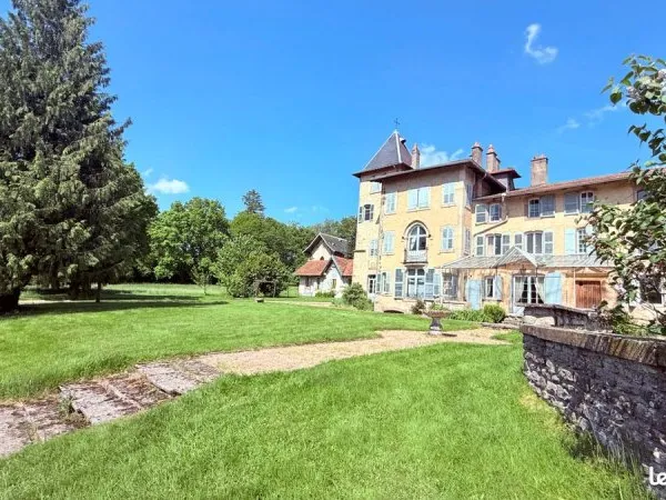 Maison 14 pièces 436 m²