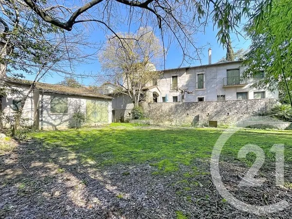 Maison 8 pièces 176 m²