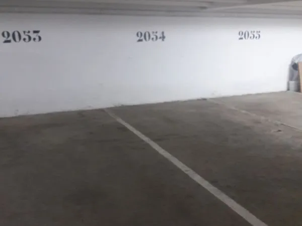 Places de parking en sous sol sécurisé