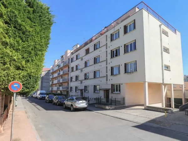 APPARTEMENT TYPE 2 - BAS MONTCHAPET