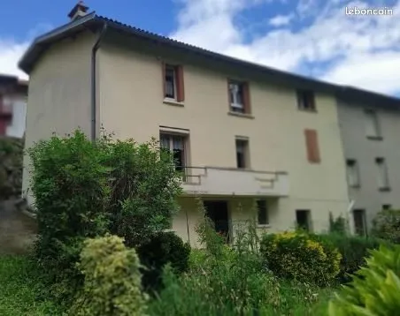 Maison en bord de rivière