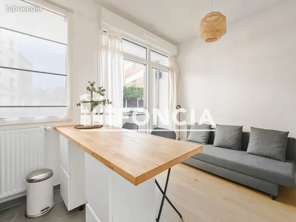 A VENDRE ASNIERES SUR SEINE - Studio 24m2 tout équipé immeuble récent