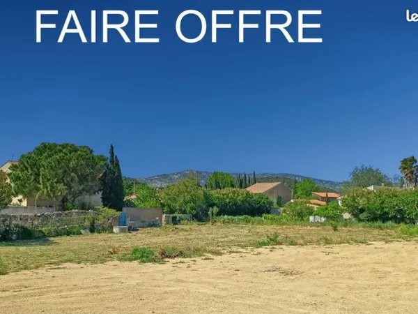 Terrain 415 m² Roquefort-des-Corbières