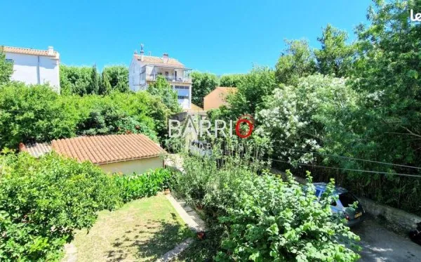 Appartement 5 pièces 140 m²