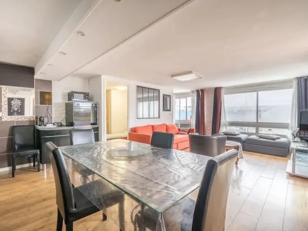 Appartement 8 pièces 199 m²