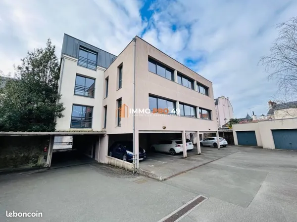 Bureaux 82 m² La Roche-sur-Yon