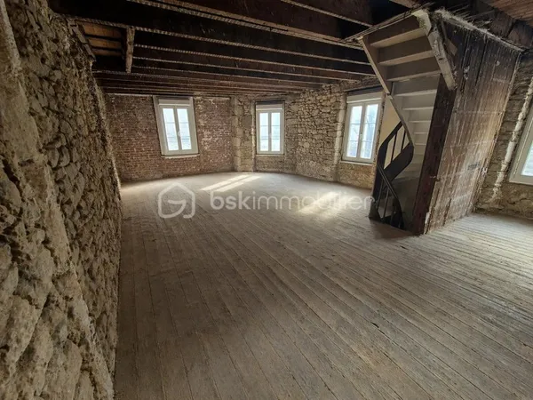 Appartement 2 pièces 74 m²